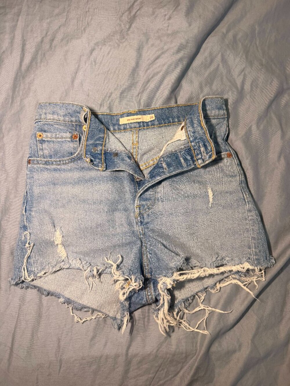Levi’s Premium Ribcage High Rise Denim Shorts | Size 26
